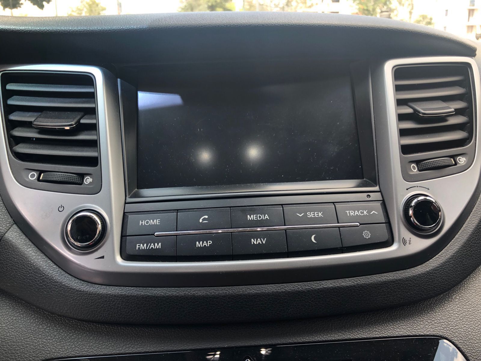 Instalación de amplificador de audio para auto